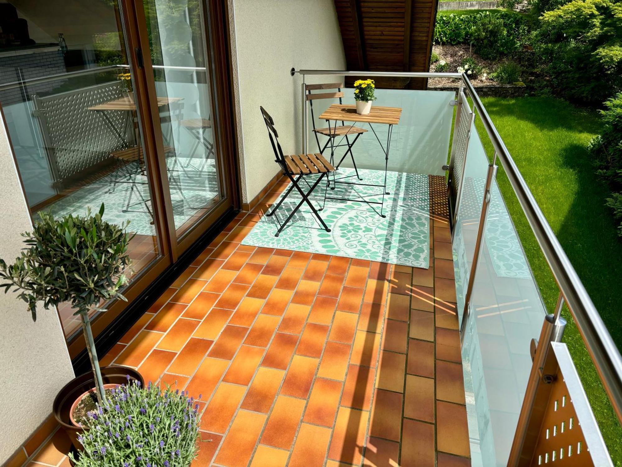Apartment Minneburgblick Neckargerach Eksteriør billede